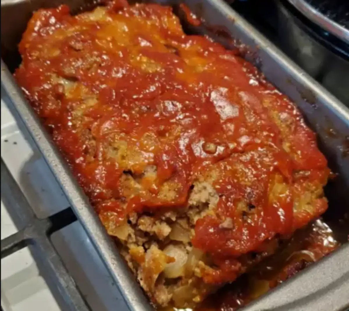 Cooking Meatloaf on a  Loaf Pan