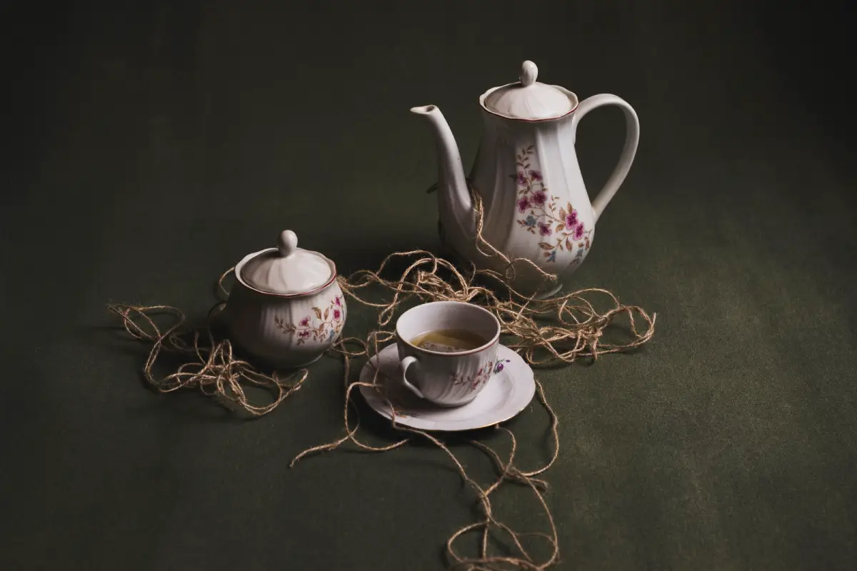 Vintage tea set with Earl Grey tea